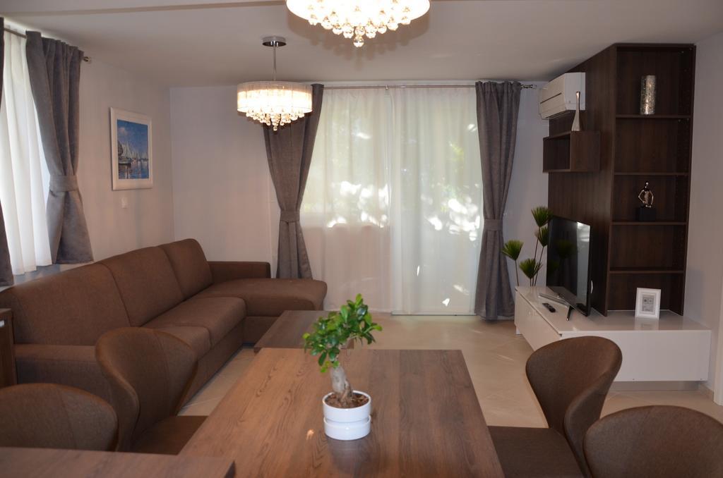 Apartments Mango Башка Екстер'єр фото